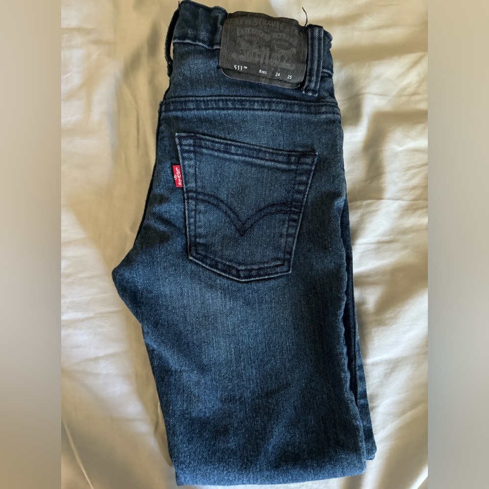 Boy’s blue jeans Levis 511 size 8